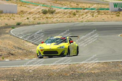 media/May-31-2025-CalClub SCCA (Sat) [[2c1a04e1ee]]/Qualifying/Group 2/Turn 4/